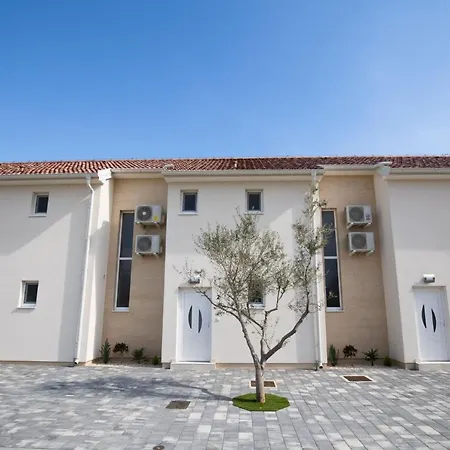 Beachfront Reiterer V2 With Seaview 30 Meters From The - Crowonder Luxury Rent *