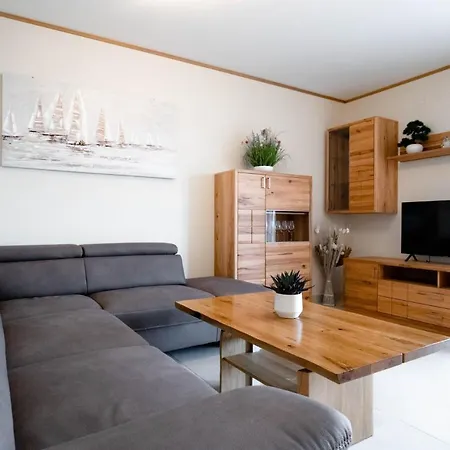 Beachfront Reiterer V2 With Seaview 30 Meters From The - Crowonder Luxury Rent Villa