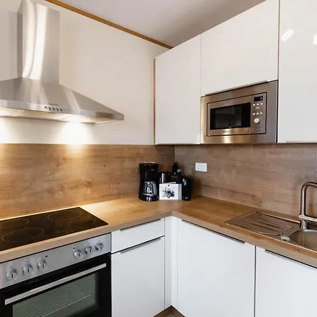 Beachfront Reiterer V2 With Seaview 30 Meters From The - Crowonder Luxury Rent Villa Privlaka (Zadar)