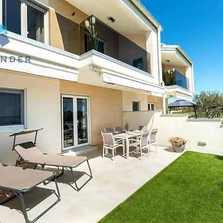 Beachfront Reiterer V2 With Seaview 30 Meters From The - Crowonder Luxury Rent * Privlaka (Zadar)