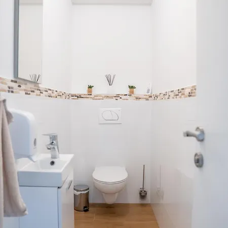 Beachfront Reiterer V2 With Seaview 30 Meters From The - Crowonder Luxury Rent Villa Privlaka (Zadar)