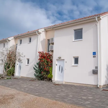 Beachfront Reiterer V2 With Seaview 30 Meters From The - Crowonder Luxury Rent Privlaka (Zadar)
