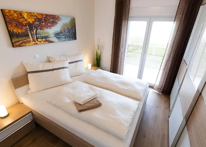 Beachfront Reiterer V2 With Seaview 30 Meters From The - Crowonder Luxury Rent Vila *