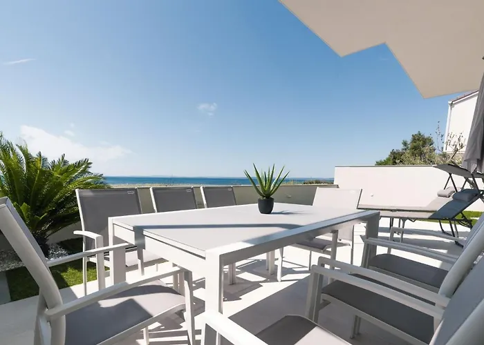 Beachfront Reiterer V2 With Seaview 30 Meters From The - Crowonder Luxury Rent