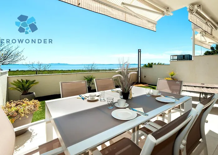 Beachfront Reiterer V2 With Seaview 30 Meters From The - Crowonder Luxury Rent *